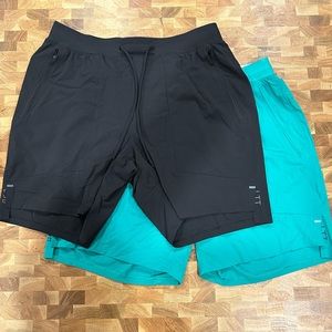 Set (2 Pairs) of Lululemon License To Train Linerless Shorts 7” - Size Large